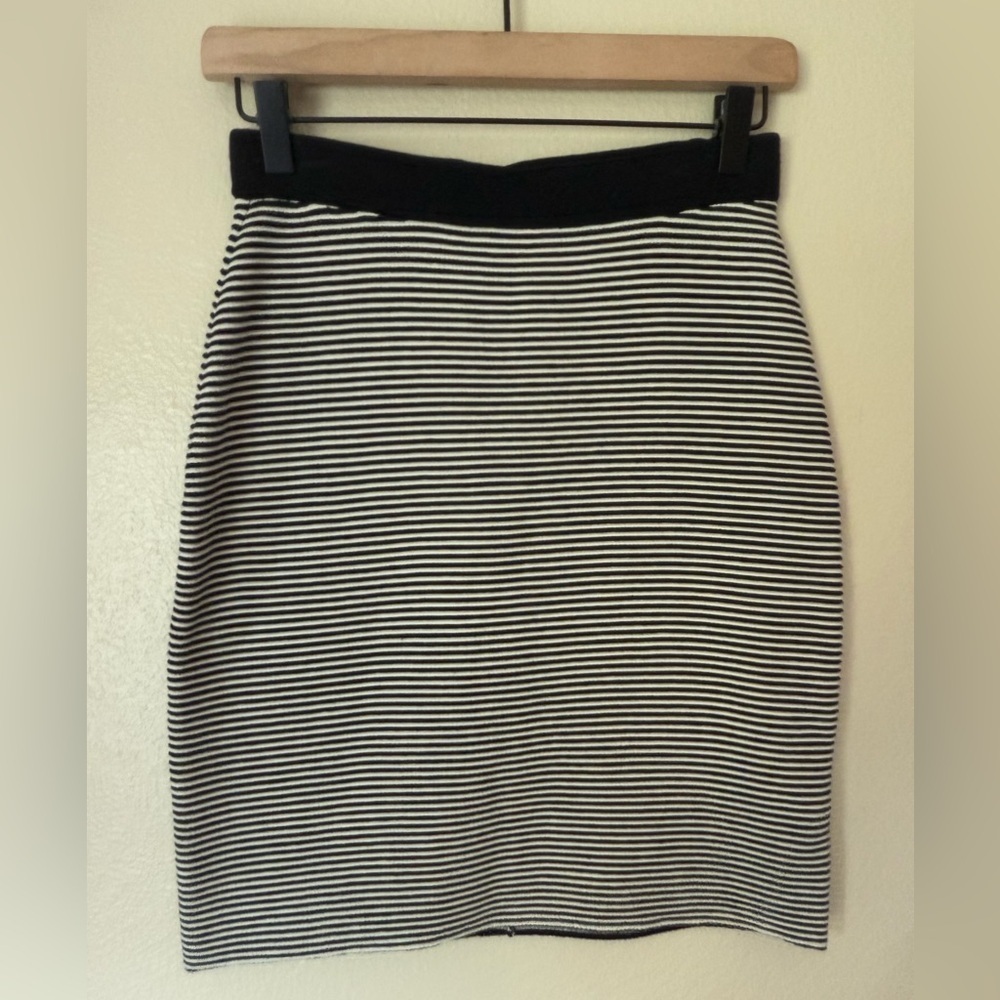 J. MCLAUGHLIN Skirt